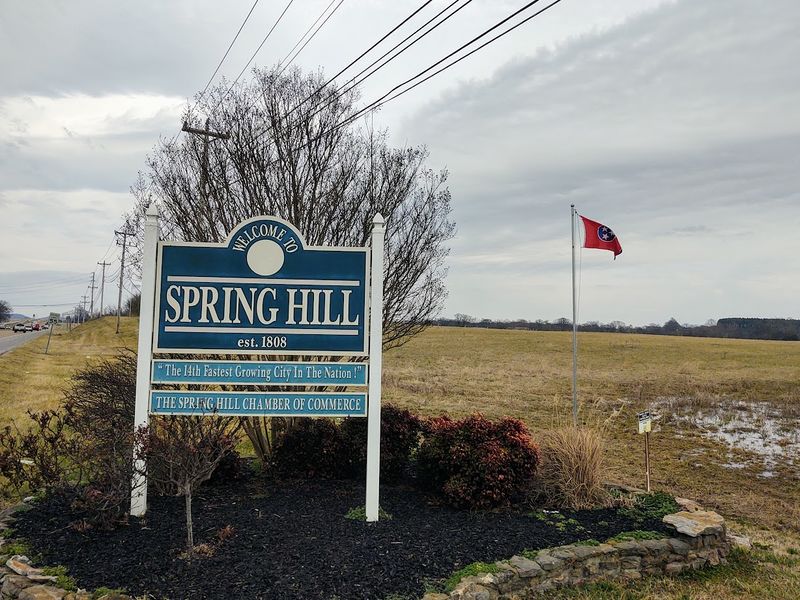 File:Spring hill welcome sign.jpg